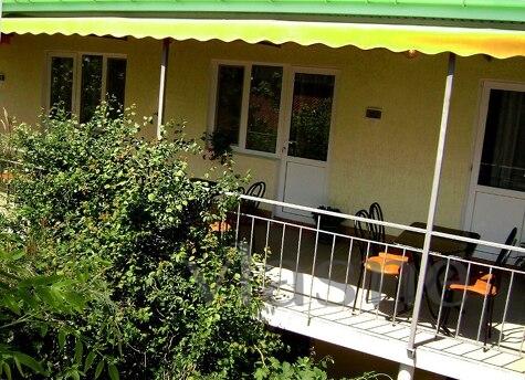 ZANDER. GUEST HOUSE 'COOL', Sudak - apartment by the day