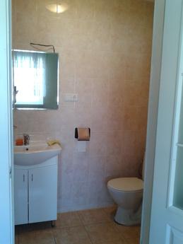 Rent my one-room house, Odessa - apartment by the day