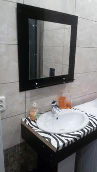 Apartments in Zhukovsky, Dnipro (Dnipropetrovsk) - apartment by the day