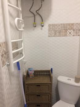 Rent an apartment on 16 tbsp. BF, Odessa - apartment by the day