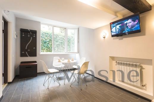 Rent an apartment in the center, Odessa - apartment by the day
