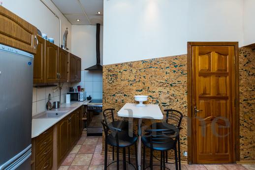 Apartments near Yv. Park Frank, Lviv - apartment by the day