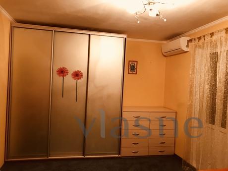 Квартира посуточно Героев Днепра,42-Б, Киев - квартира посуточно