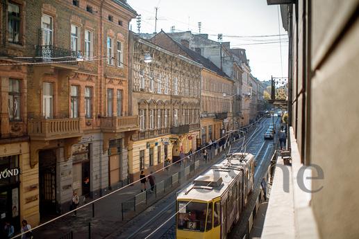 Art Deco Central Rooms, Lviv - apartment by the day