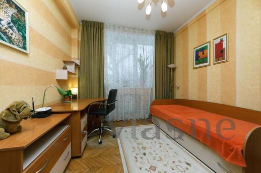 3х комнатные апартаменты на КПИ, Киев - квартира посуточно