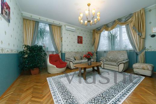 3х комнатные апартаменты на КПИ, Киев - квартира посуточно