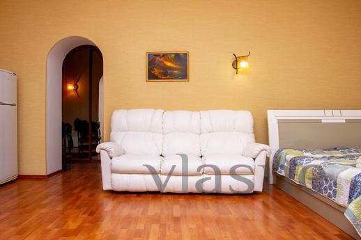 Cozy apartment in the heart of Odessa, Odessa - apartment by the day