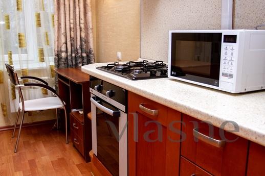 Cozy apartment in the heart of Odessa, Odessa - apartment by the day
