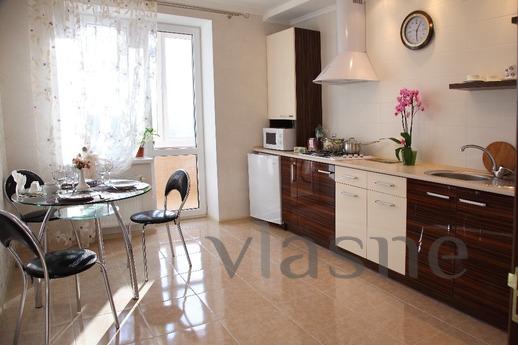 Rent 1-room apartment: Ulyanov, 12, Alupka - apartment by the day