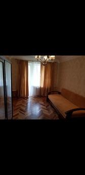 3 com. daily metro "Akademgorodok&q, Kyiv - apartment by the day