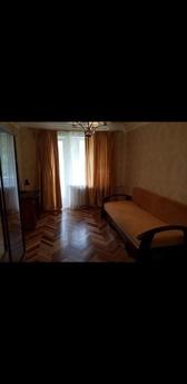 3 com. daily metro "Akademgorodok&q, Kyiv - apartment by the day