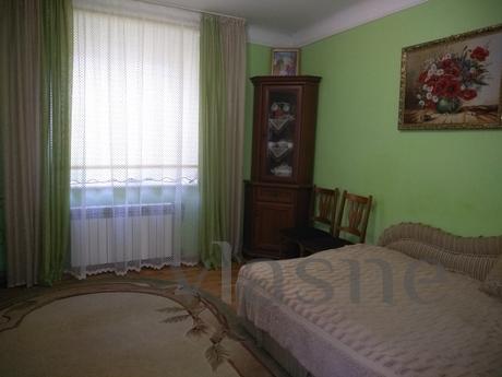 2-room apartment in the park area, Lviv - apartment by the day