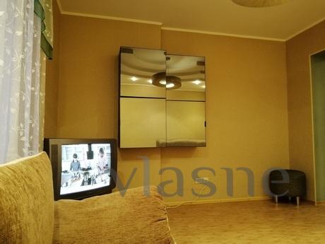 Rent 2-room apartment on Slobozhansky Av, Dnipro (Dnipropetrovsk) - apartment by the day