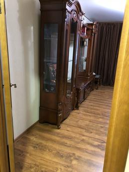 Апартаменты авторские 3 ком в центре, Днепр (Днепропетровск) - квартира посуточно