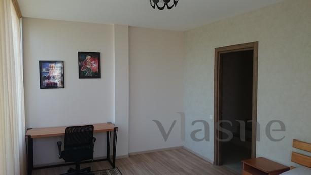 3-storey townhouse by the sea, Odessa - apartment by the day
