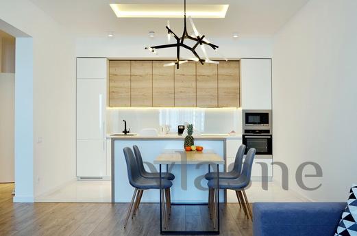 Modern apartments with sea views, Odessa - apartment by the day