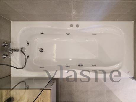 Modern apartments with sea views, Odessa - apartment by the day