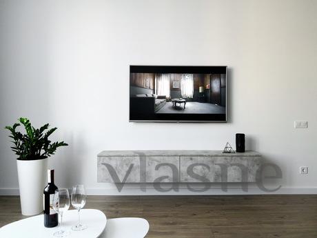 Modern apartments with sea views, Odessa - apartment by the day