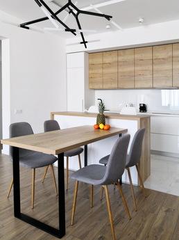 Modern apartments with sea views, Odessa - apartment by the day