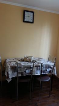 2-комнатная кв. 200 м до пляжа, Одесса - квартира посуточно