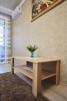 VIP-2 Apartment apartment near the sea, Odessa - apartment by the day