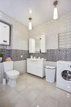 VIP-2 Apartment apartment near the sea, Odessa - apartment by the day