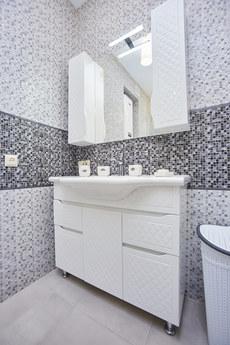 VIP-2 Apartment apartment near the sea, Odessa - apartment by the day