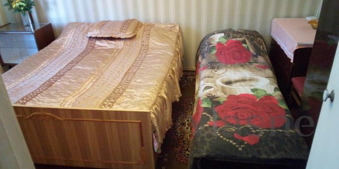 Apartment near the Pobeda metro station., Kharkiv - apartment by the day