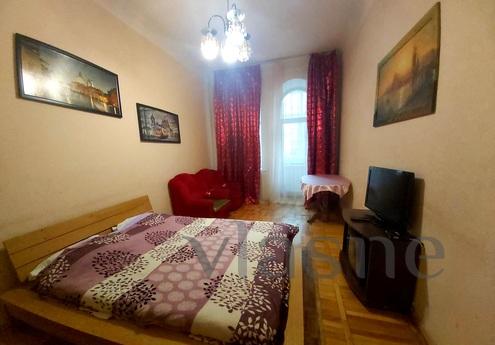 Apartment near the railway station, Kyiv - apartment by the day