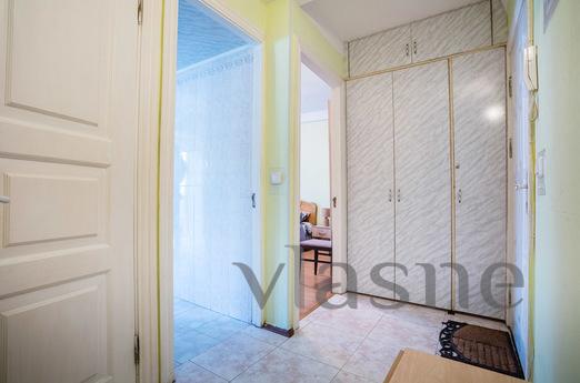cozy metro apartment Levoberezhnaya 3 mi, Kyiv - apartment by the day