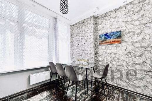 Apartment by the sea in Arcadia! Premium, Odessa - apartment by the day