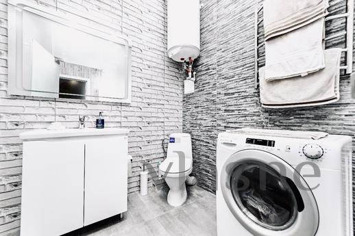 Apartment by the sea in Arcadia! Premium, Odessa - apartment by the day