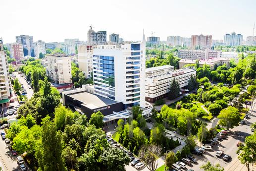 Luxury apartment Odessa Arcadia, Odessa - apartment by the day