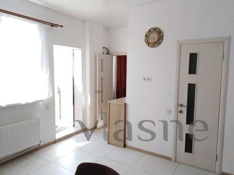 Rent an apartment in a private house, Odessa - apartment by the day