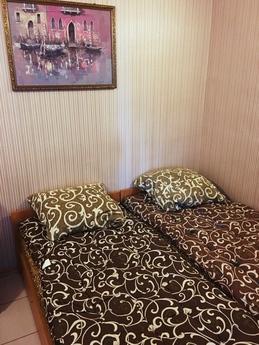 Уютные номера на лисках, Бердянск - квартира посуточно