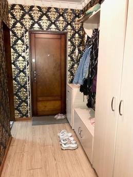 Large apartment in a good area of Odessa, Odessa - apartment by the day
