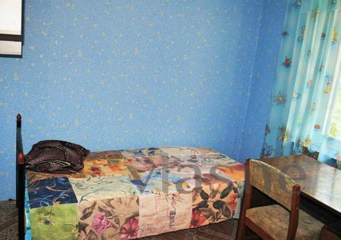 Large apartment in a good area of Odessa, Odessa - apartment by the day