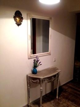 st. Transfiguration / B.Arnautskaya, Odessa - apartment by the day