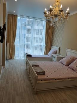 Apartment 26 Pearl Arcadia, Odessa - apartment by the day