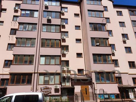 Chernomorsk 2-bedroom apartments by the , Chernomorsk (Illichivsk) - apartment by the day