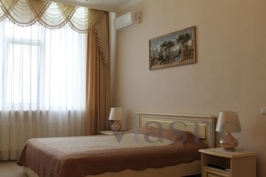 Apartment in Arcadia with sea view, Odessa - apartment by the day