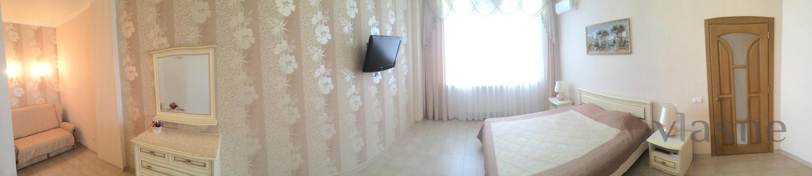 Apartment in Arcadia with sea view, Odessa - apartment by the day