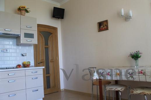 Apartment in Arcadia with sea view, Odessa - apartment by the day