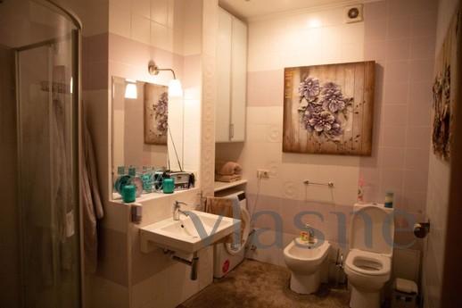 Center 5-room daily rental, Kyiv - apartment by the day