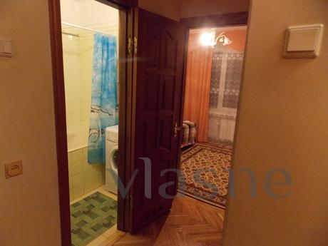 2 room apartment Opposite the grocery ma, Truskavets - apartment by the day