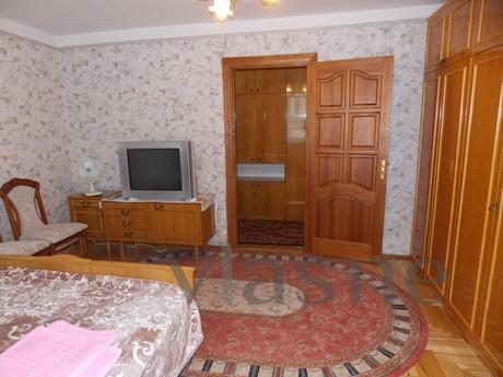2 room apartment Opposite the grocery ma, Truskavets - apartment by the day