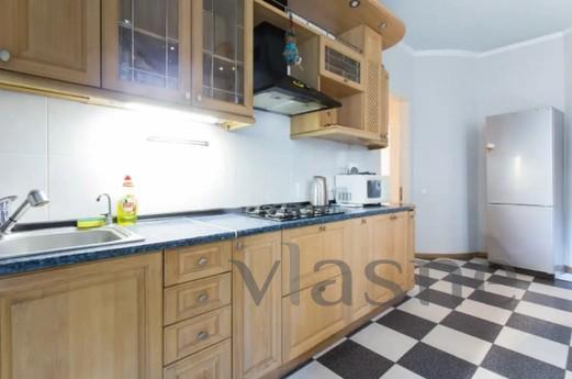 Apartment in the center of Kharkov, Kharkiv - apartment by the day