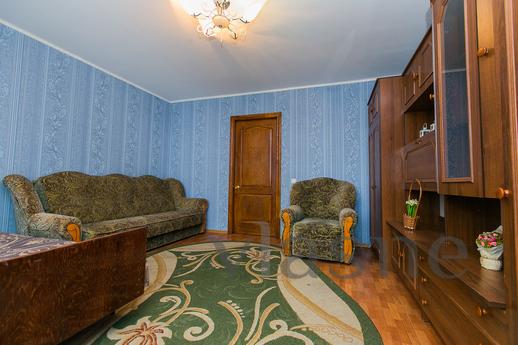 2 room. New building center. 7 sleeping., Sumy - apartment by the day