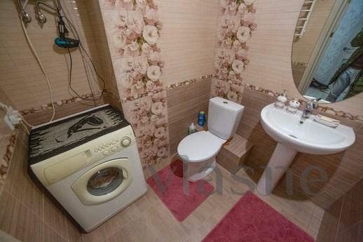 The landlady will rent out her new apart, Kyiv - apartment by the day