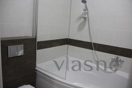 Deluxe Apartment 1, Odessa - apartment by the day